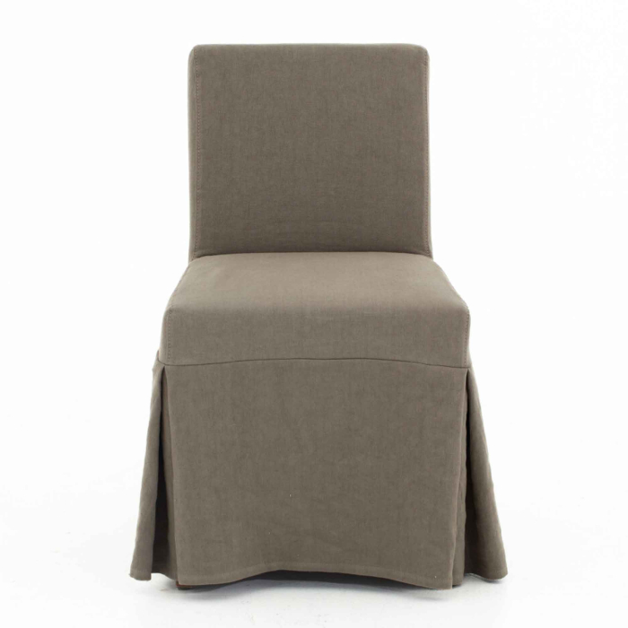 Stuhl Amanda mit Leinenhusse von Flamant - viele Farben