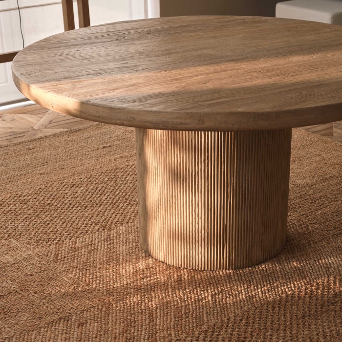 Runder Esstisch Tammy aus Ulmenholz von Flamant