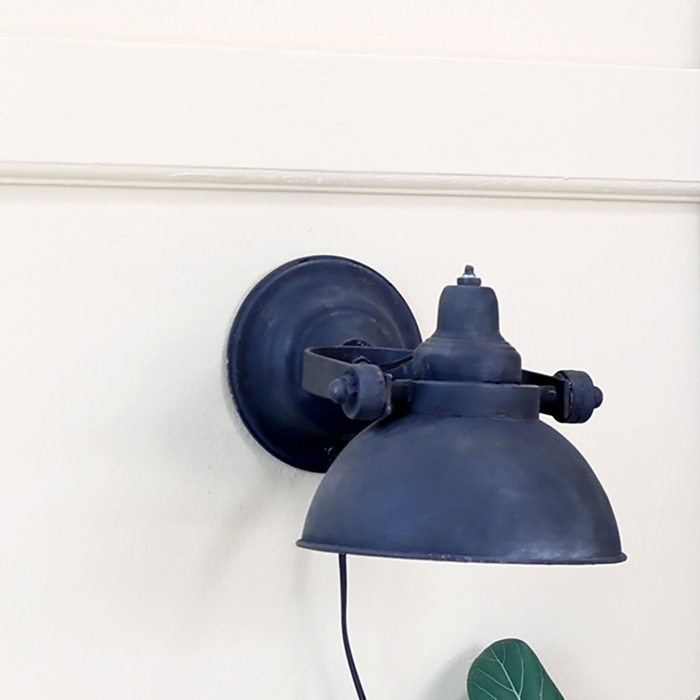 Factory Wandlampe in antikschwarz - small