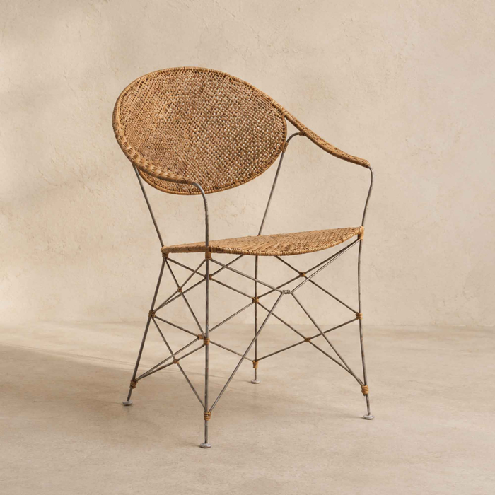 Funky Esszimmerstuhl, Frontansicht – Stahlgestell mit handgeflochtenem Rattan, ICONS-Kollektion, Design Yuzuru Yamakawa 1996