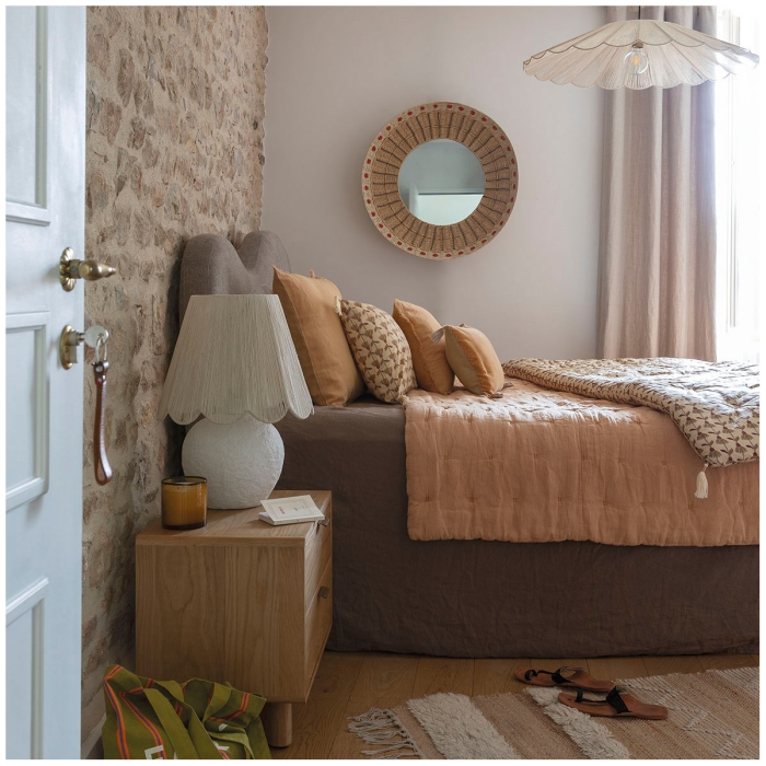 Tagesdecke Chloe in apricot aus gewaschenem Leinen