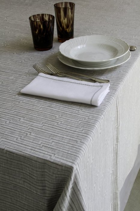 Yemen Felsen Detail – Leinenstoff von C&C Milano