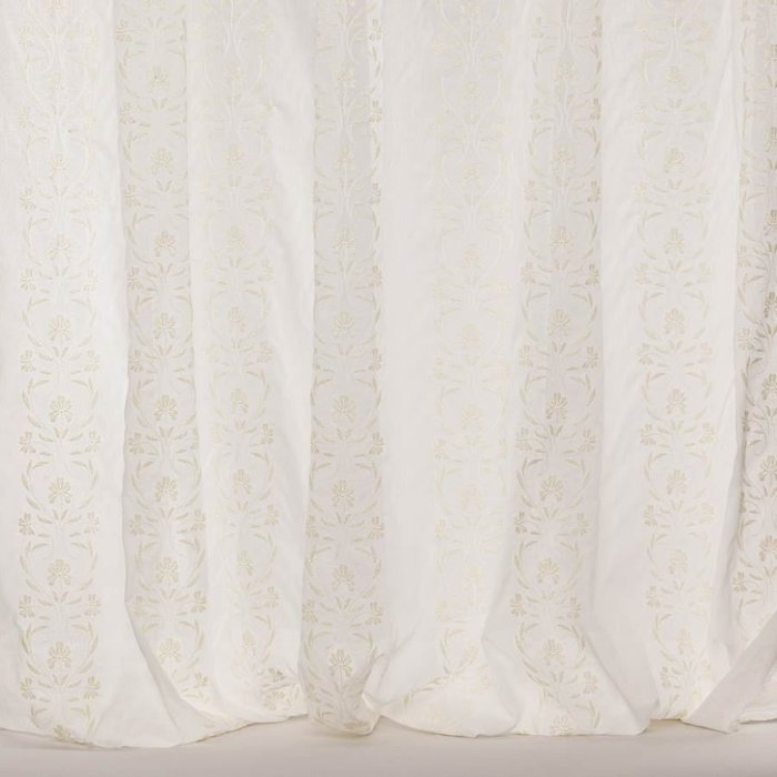 Adella Ivory – Stoff von Colefax and Fowler