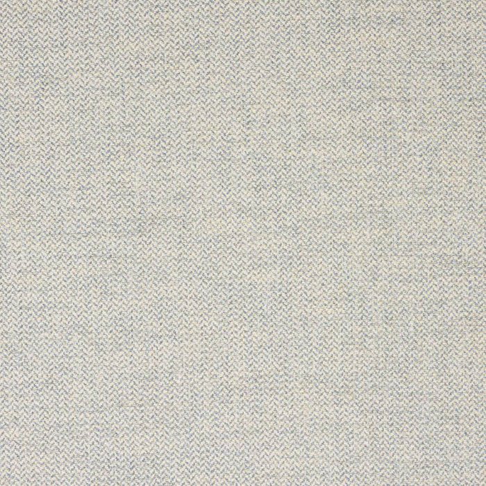 Alder von Colefax and Fowler in Pale Blue