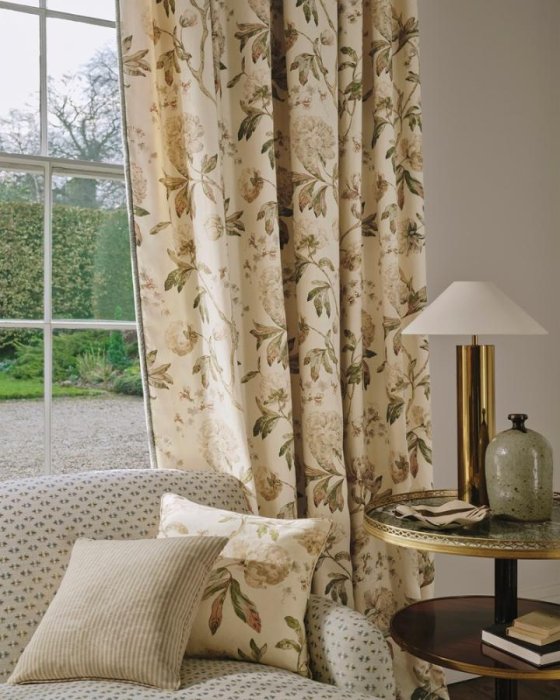 Alloway von Colefax and Fowler im Raum