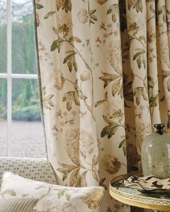 Alloway von Colefax and Fowler im Raum