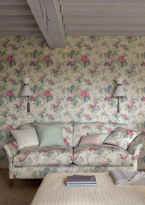 Alys Stripe von Colefax and Fowler im Raum
