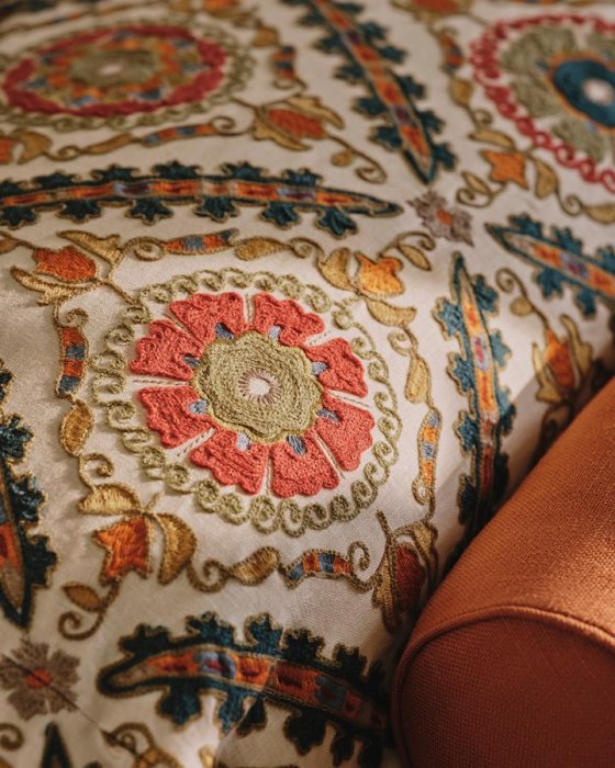 Amarantha von Colefax and Fowler im Raum