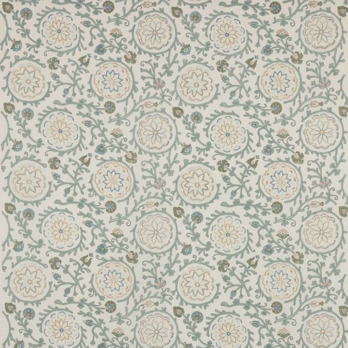 Caspian von Colefax and Fowler in Old Blue