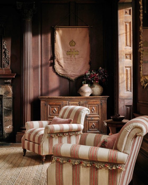 Gilbert Stripe von Colefax and Fowler im Raum