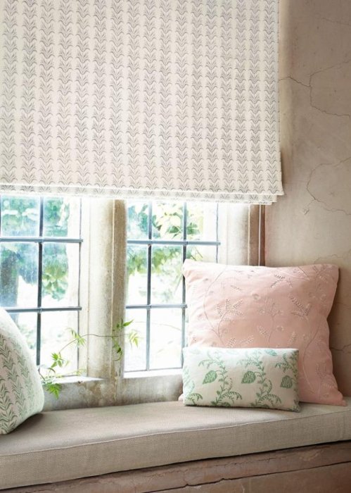 Honiton von Colefax and Fowler im Raum
