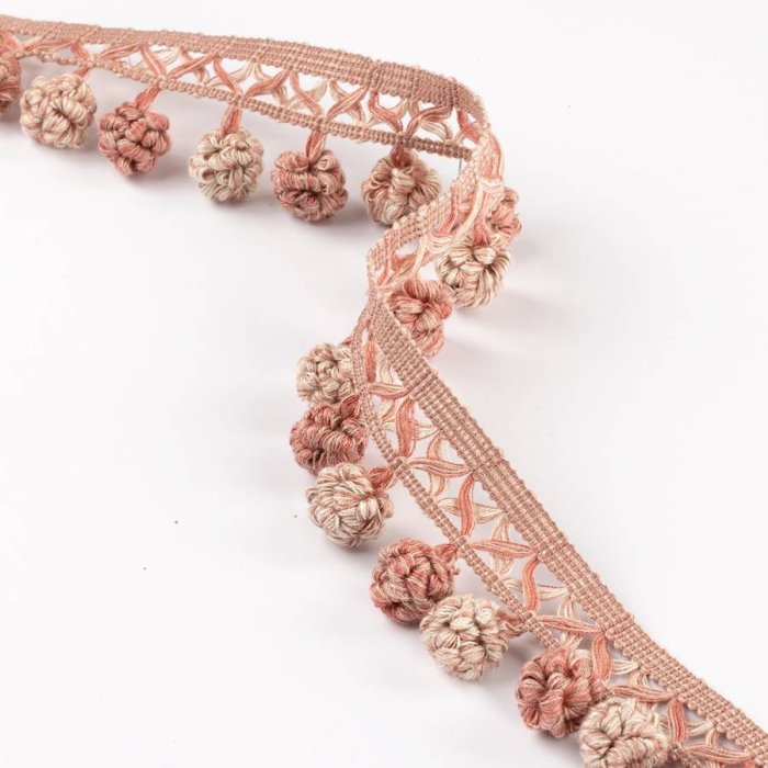 Lansdowne Ruche Drop Old Pink – Rüschenperlenfranse von Colefax and Fowler