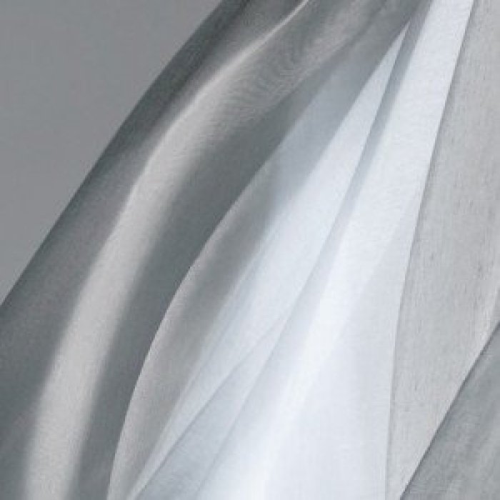 Gill Voile von Houlès im Raum
