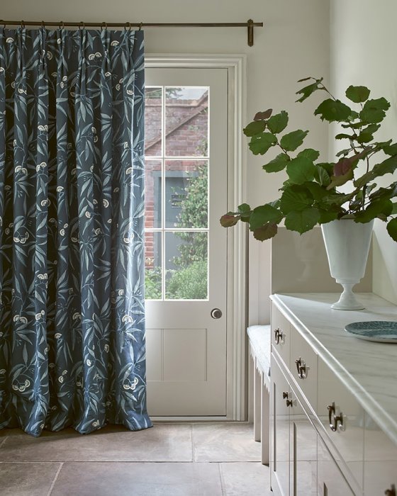 Vorhang aus Jane Churchill Silverwood in Navy