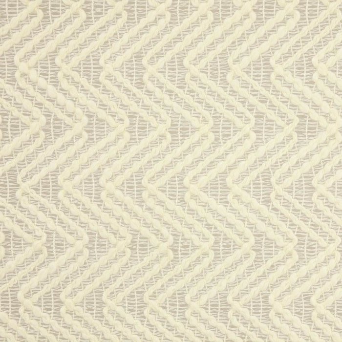 Chary von Larsen in Cream