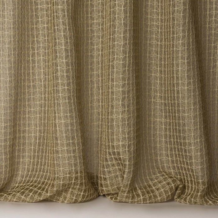 Nashi von Larsen in Gold