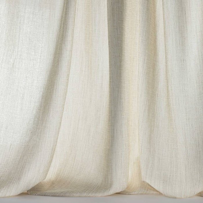 Nova von Larsen in Clay