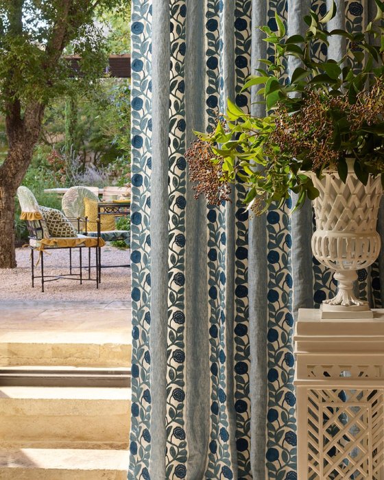 Raumbeispiel mit Adelia von Manuel Canovas