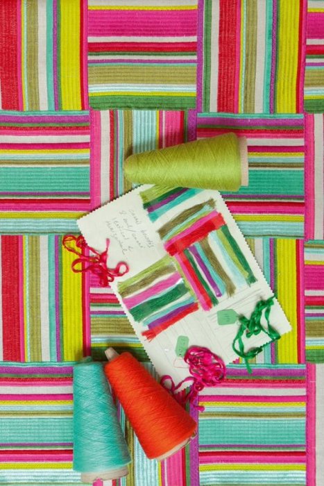 Devani von Manuel Canovas im Raum
