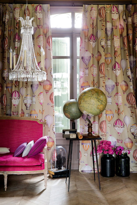 Raumbeispiel mit Vorhängen aus Manuel Canovas L'Envol