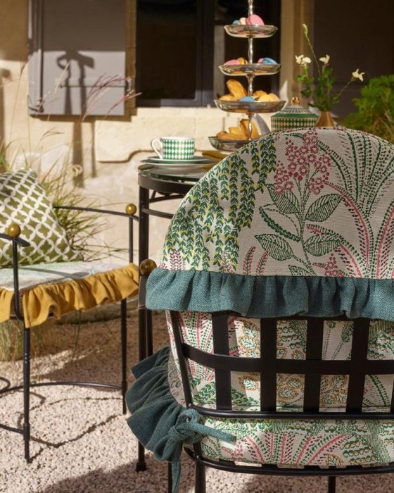 Malo von Manuel Canovas im Raum