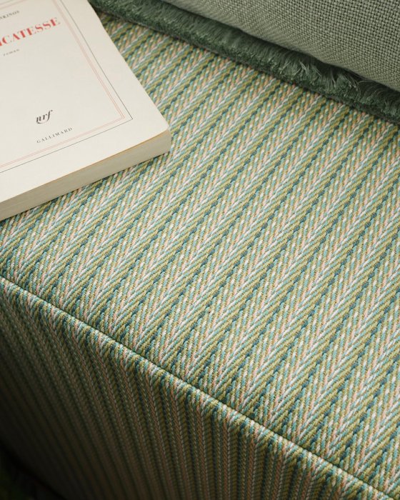 Raumbeispiel mit Olmo von Manuel Canovas
