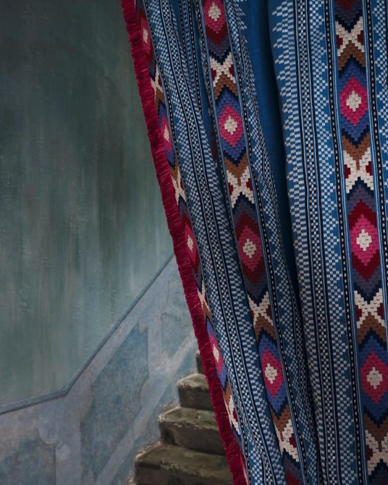Raumansicht mit Tikal von Manuel Canovas