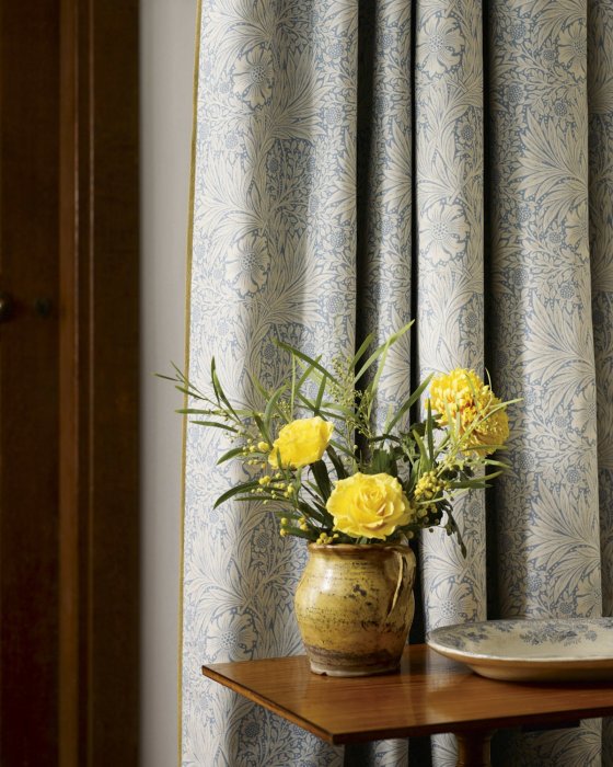 Marigold von Morris & Co. – Ambiente