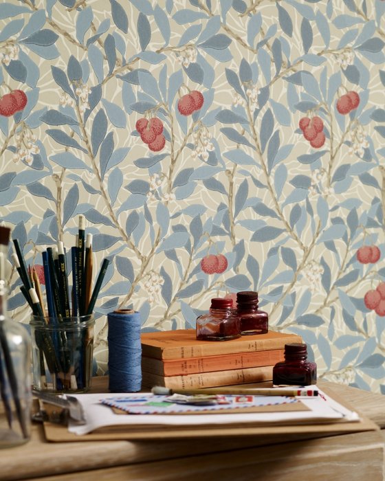 Arbutus Tapete von Morris & Co. – Ambiente